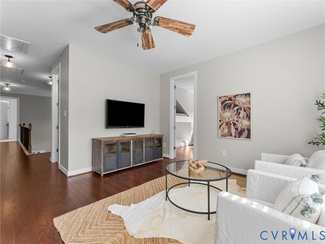 15400 Sultree Dr, Midlothian, VA 23112
