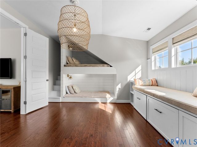 15400 Sultree Dr, Midlothian, VA 23112