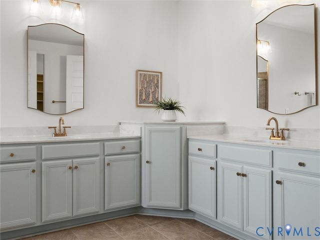15400 Sultree Dr, Midlothian, VA 23112