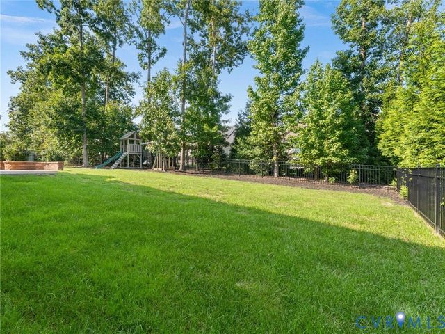 15400 Sultree Dr, Midlothian, VA 23112