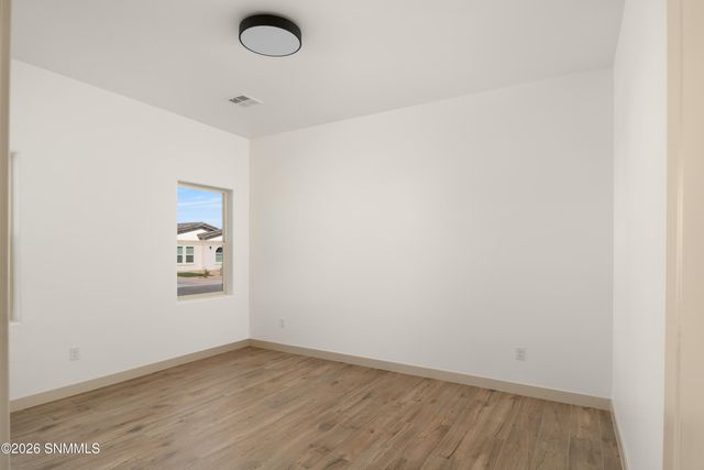 3631 Cardinal Ave, Las Cruces, NM 88012