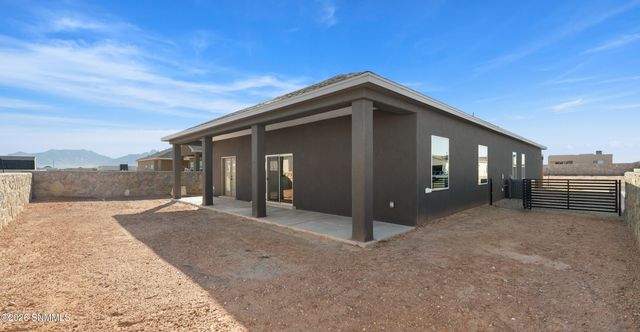 3631 Cardinal Ave, Las Cruces, NM 88012