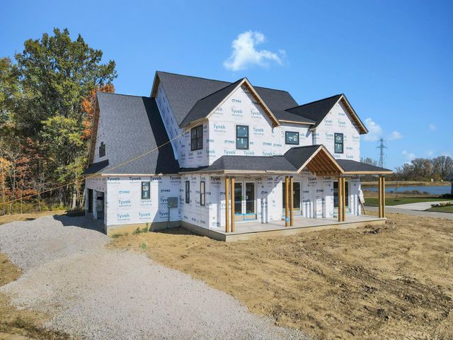 6899 Woodedge Lane, Hilliard, OH 43026