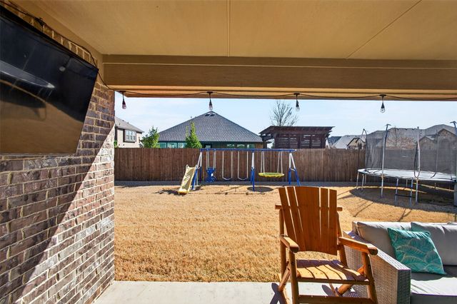 1502 Birdsong Court, Midlothian, TX 76065