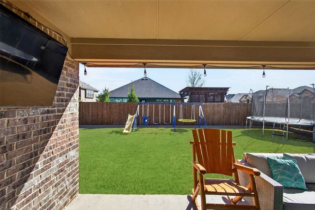 1502 Birdsong Court, Midlothian, TX 76065