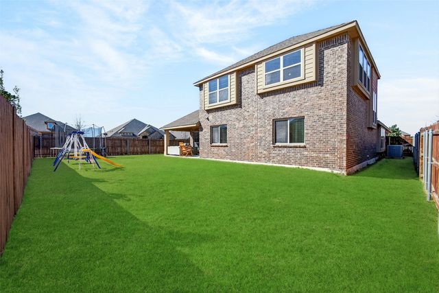 1502 Birdsong Court, Midlothian, TX 76065