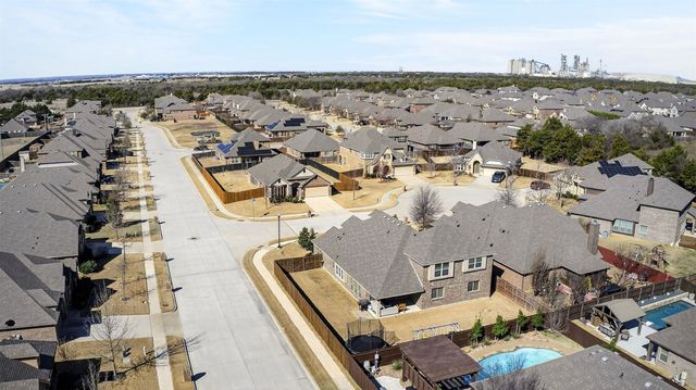1502 Birdsong Court, Midlothian, TX 76065