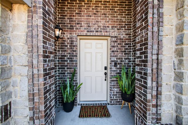 1502 Birdsong Court, Midlothian, TX 76065