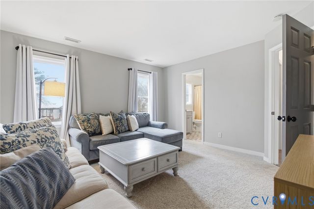 9533 Hungary Ridge Dr, Glen Allen, VA 23060