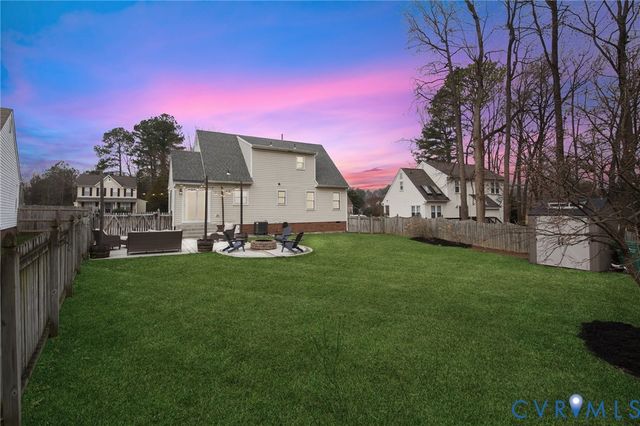 9533 Hungary Ridge Dr, Glen Allen, VA 23060