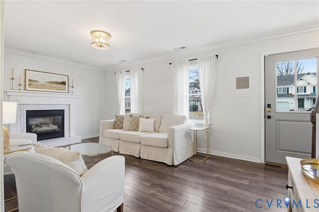 9533 Hungary Ridge Dr, Glen Allen, VA 23060