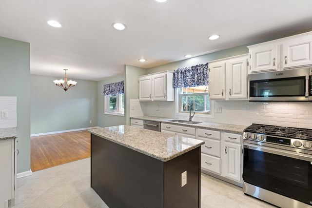 20 HACKNEY DR, Bear, DE 19701