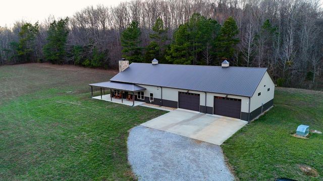 275 Preston Baggett Rd, Tennessee Ridge, TN 37178