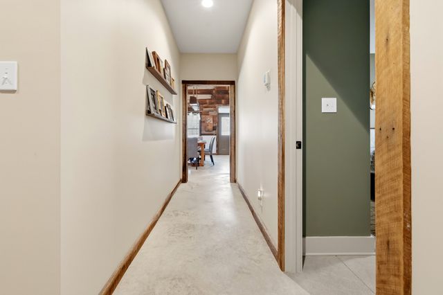 275 Preston Baggett Rd, Tennessee Ridge, TN 37178