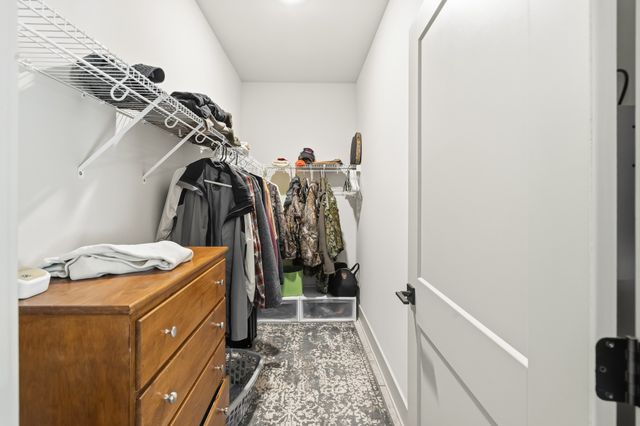 275 Preston Baggett Rd, Tennessee Ridge, TN 37178