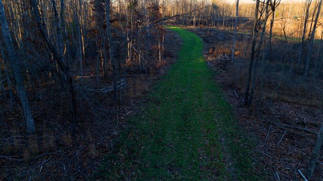 275 Preston Baggett Rd, Tennessee Ridge, TN 37178