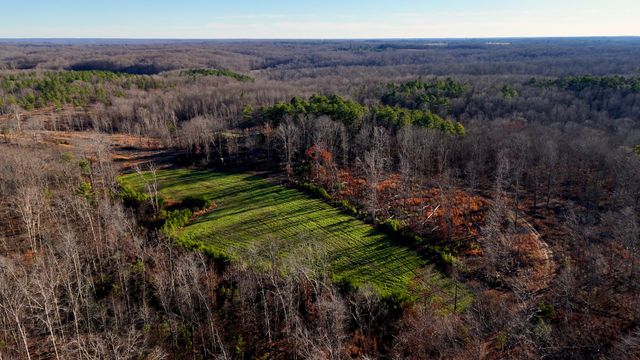 275 Preston Baggett Rd, Tennessee Ridge, TN 37178