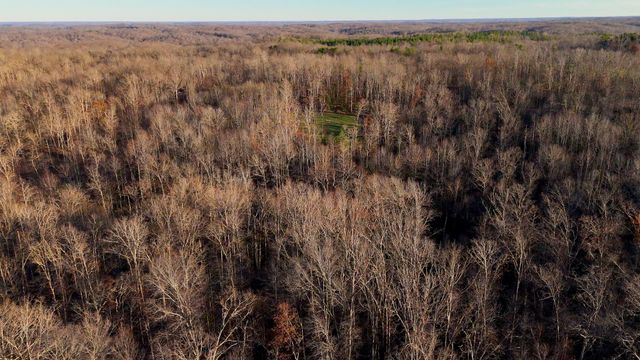 275 Preston Baggett Rd, Tennessee Ridge, TN 37178