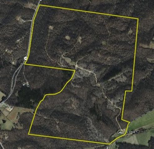 275 Preston Baggett Rd, Tennessee Ridge, TN 37178