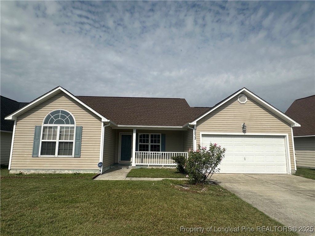 2532 Cameron Woods Lane, Fayetteville, NC 28306