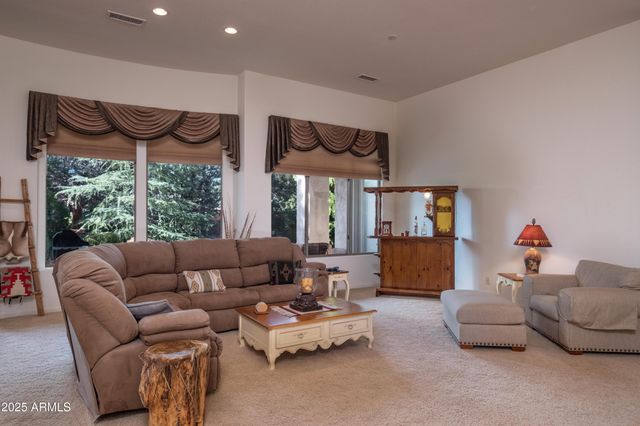 722 CROWN RIDGE Road, Sedona, AZ 86351