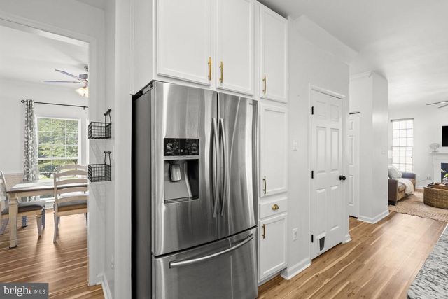 4112 MONTICELLO ST, Fredericksburg, VA 22408