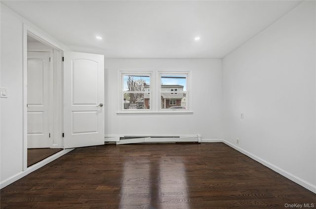 305 S 8th Street, New Hyde Park, NY 11040