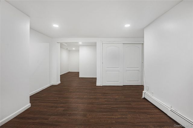 305 S 8th Street, New Hyde Park, NY 11040