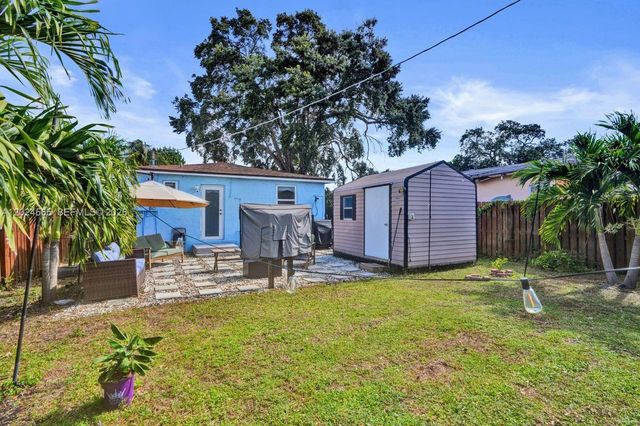 2220 Hope Street, Hollywood, FL 33020