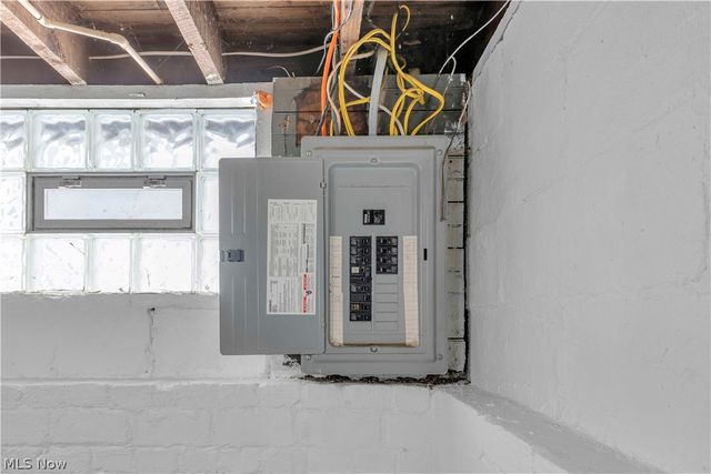 927 E 149th Street, Cleveland, OH 44110