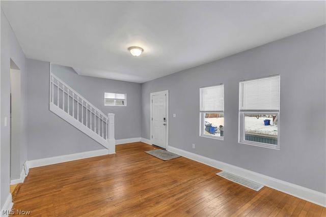 927 E 149th Street, Cleveland, OH 44110