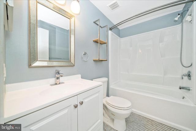 18511 EAGLES ROOST DR, Germantown, MD 20874