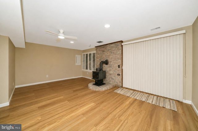 18511 EAGLES ROOST DR, Germantown, MD 20874