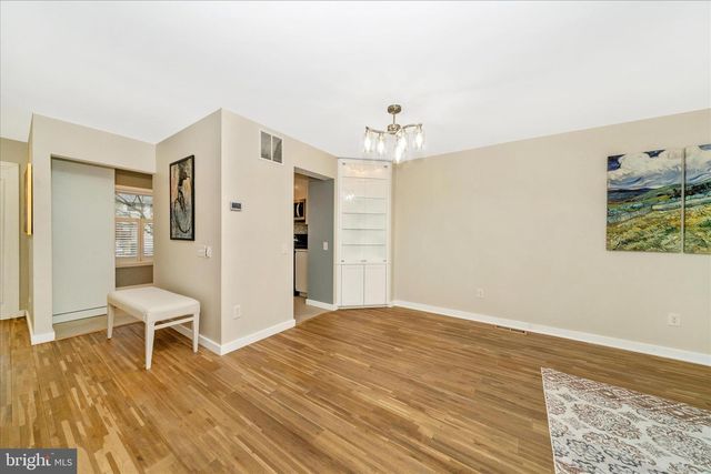 18511 EAGLES ROOST DR, Germantown, MD 20874
