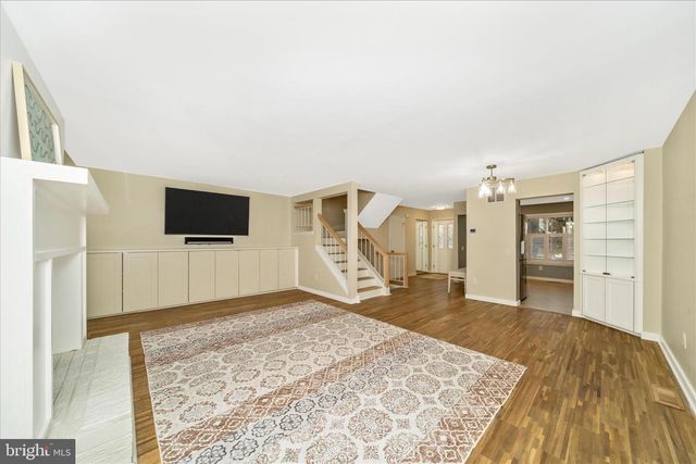 18511 EAGLES ROOST DR, Germantown, MD 20874