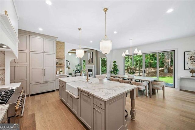 680 Edgewater Trail, Atlanta, GA 30328