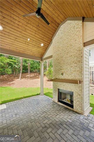 680 Edgewater Trail, Atlanta, GA 30328