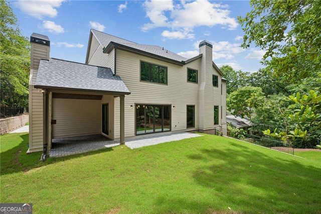 680 Edgewater Trail, Atlanta, GA 30328