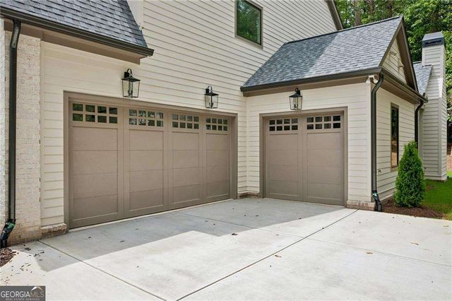 680 Edgewater Trail, Atlanta, GA 30328