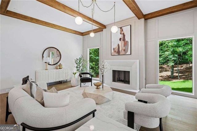 680 Edgewater Trail, Atlanta, GA 30328