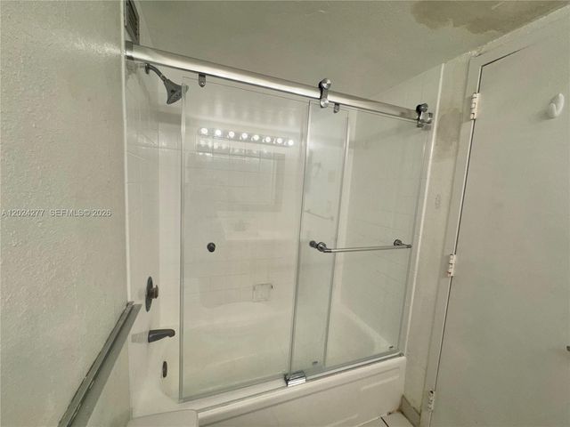 1650 NE 115th Street, Miami, FL 33181