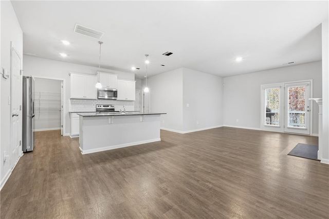 6615 Bluffview Drive, Douglasville, GA 30134