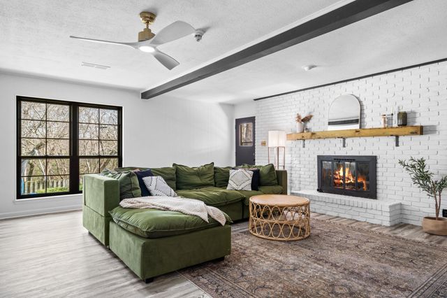 1224 S Lang Avenue, Denison, TX 75020