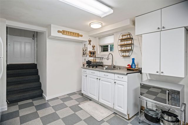 11701 237th Street, Elmont, NY 11003