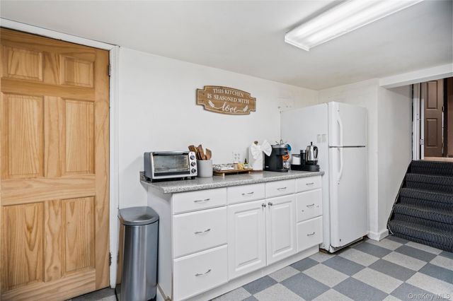 11701 237th Street, Elmont, NY 11003