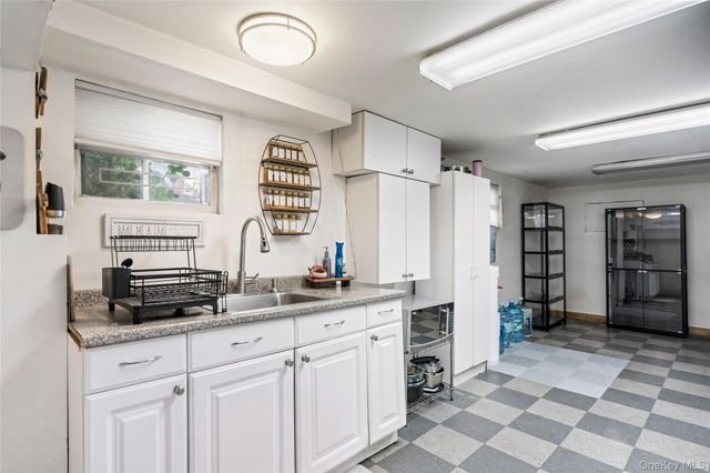 11701 237th Street, Elmont, NY 11003