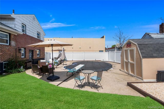 11701 237th Street, Elmont, NY 11003