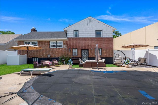 11701 237th Street, Elmont, NY 11003