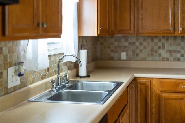 194 WAYLAND DR, Stanley, VA 22851