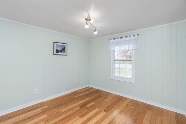 194 WAYLAND DR, Stanley, VA 22851